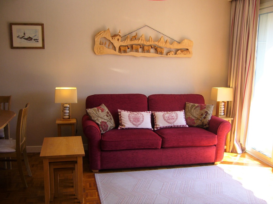 Lounge with comfortable sofa-bed